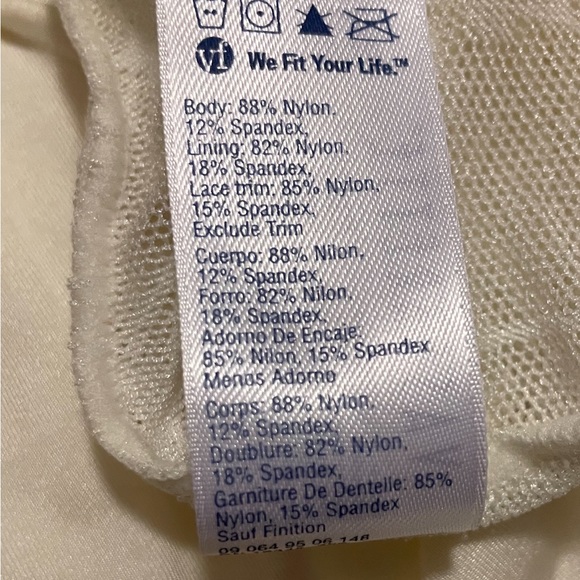 Vassarette pretty camisole - Picture 6 of 6